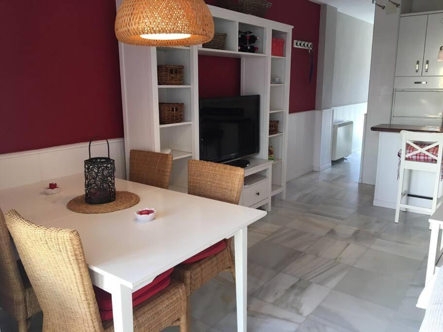 Apartamentos Rio Marinas 15 Playazo Beach เนร์คา ภายนอก รูปภาพ